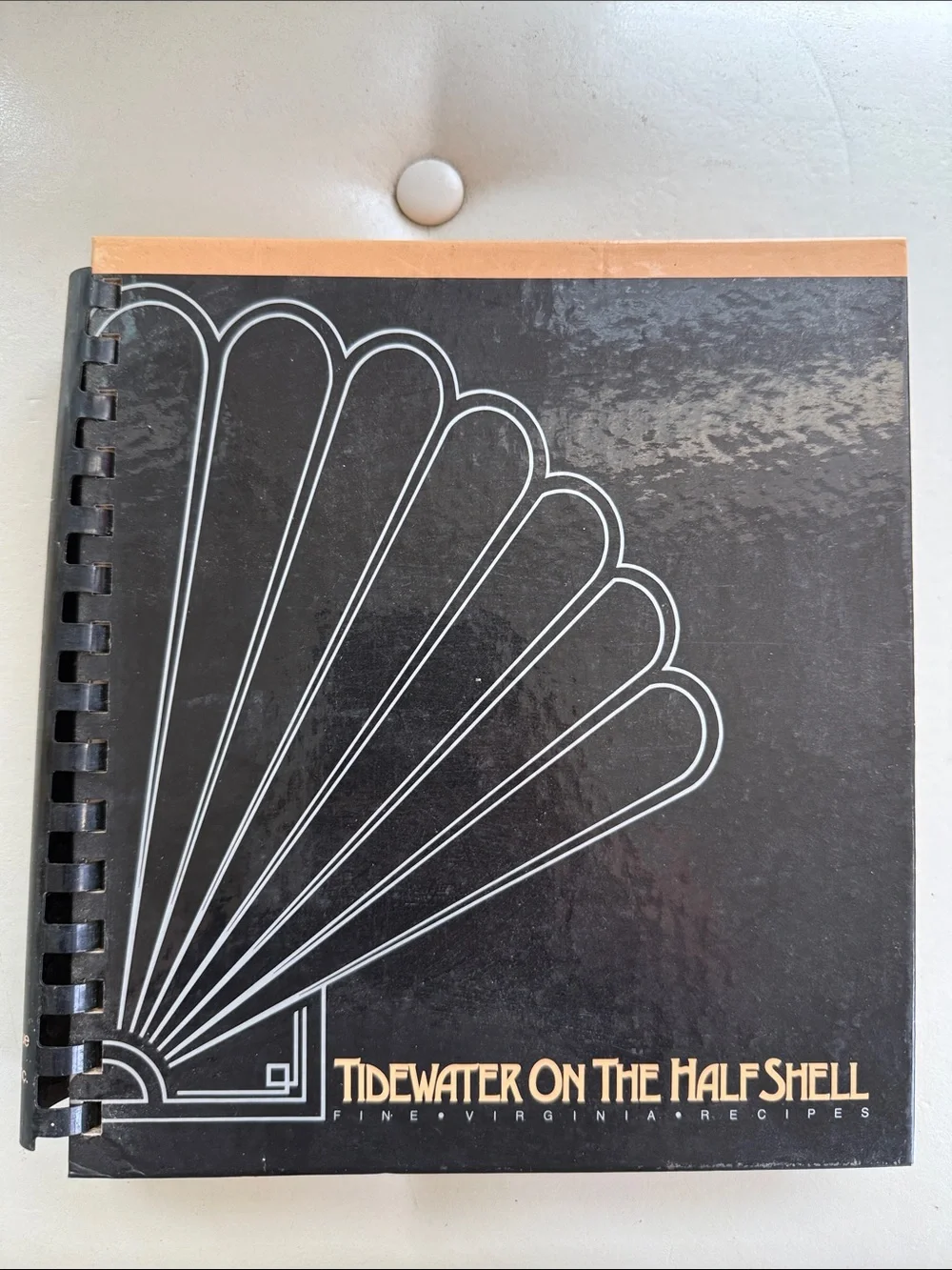Tidewater on the Half Shell Cookbook - The Junior League of Virginia Beach